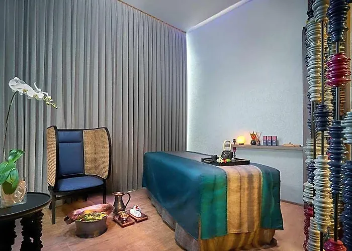 Hotel Renaissance Bali 5*
